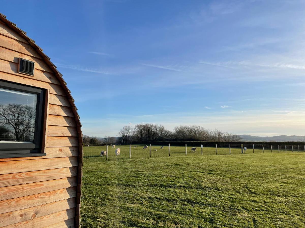 Abbey Farm Luxury Glamping Otel Rhuddlan Dış mekan fotoğraf