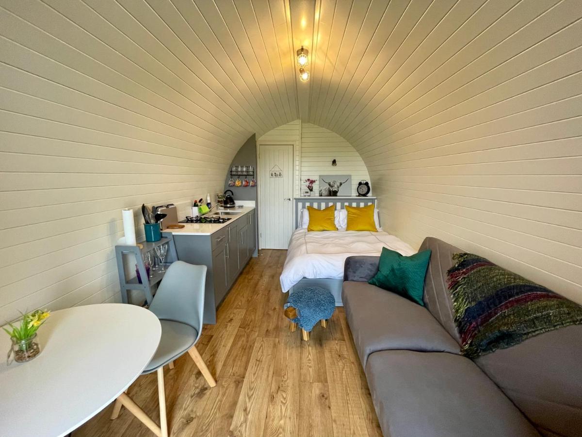 Abbey Farm Luxury Glamping Otel Rhuddlan Dış mekan fotoğraf